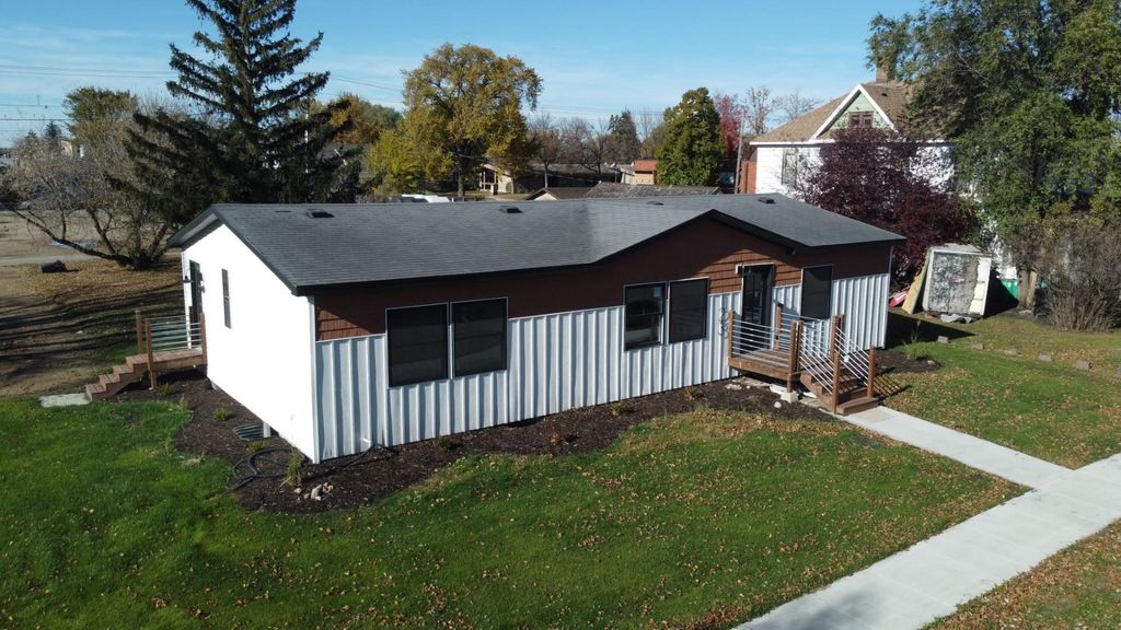 Photo of 123 8th Street N, Breckenridge, MN 56520 (MLS # 7026958)