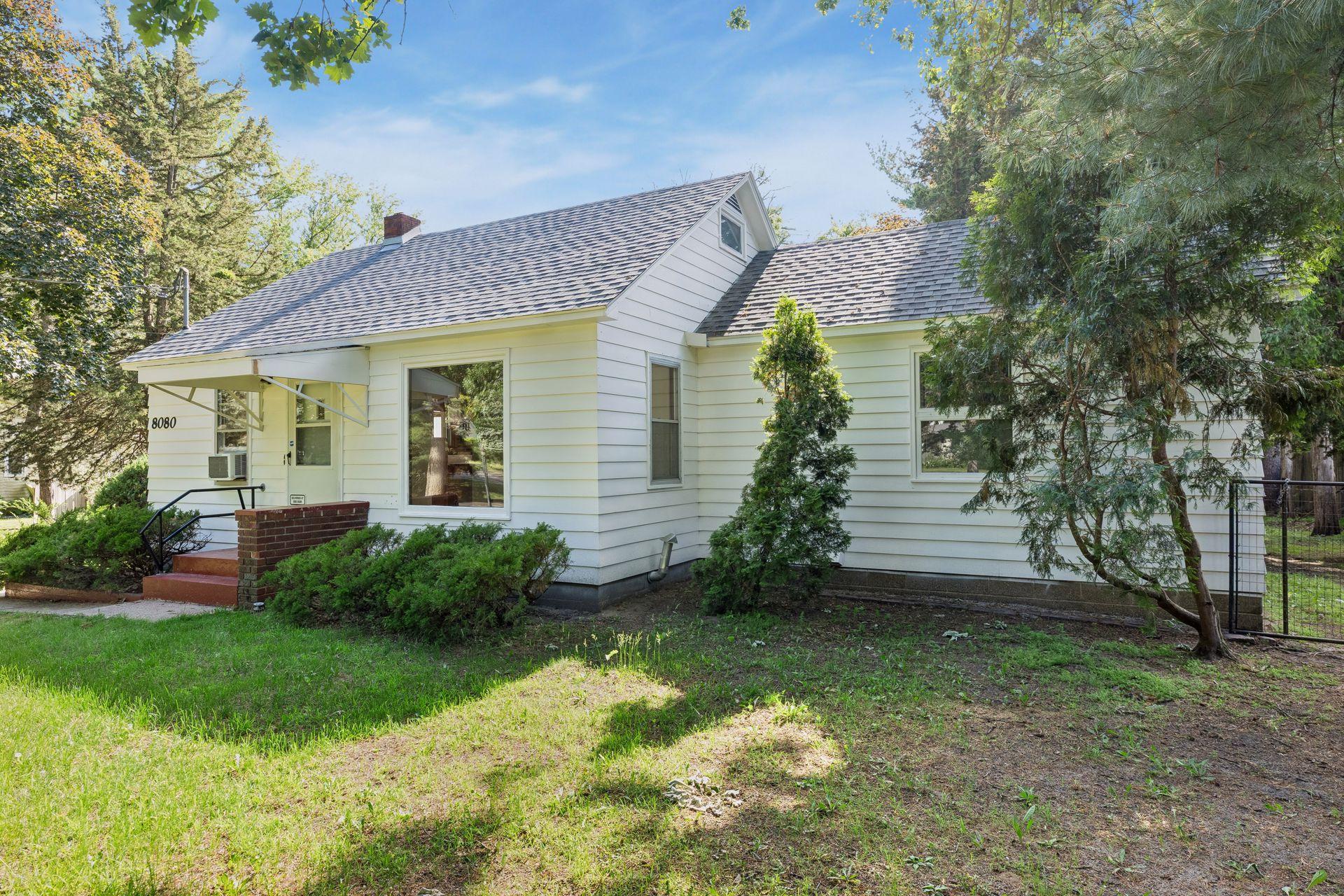 8080 Groveland Road