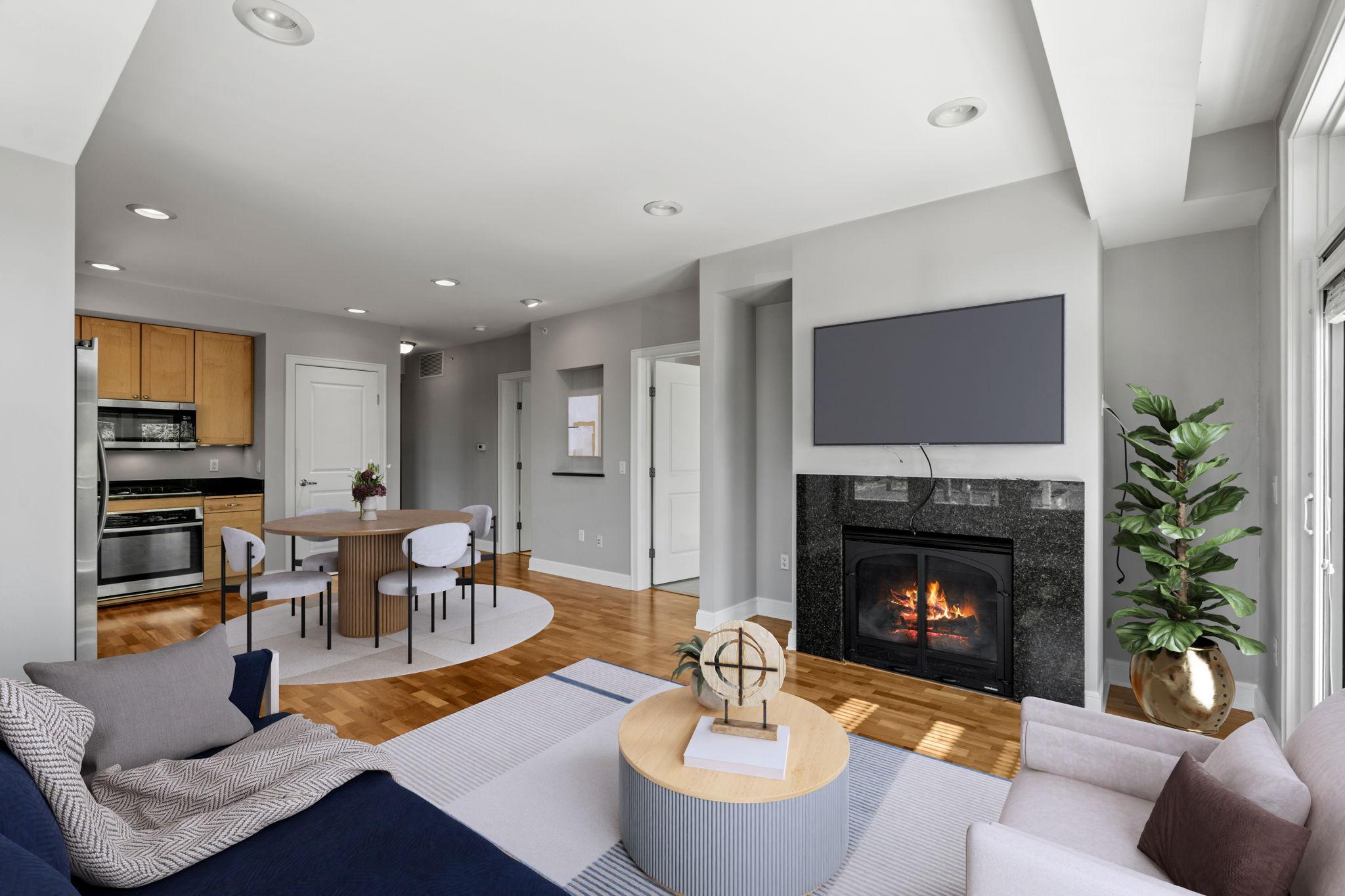 1060 Grand Avenue 300