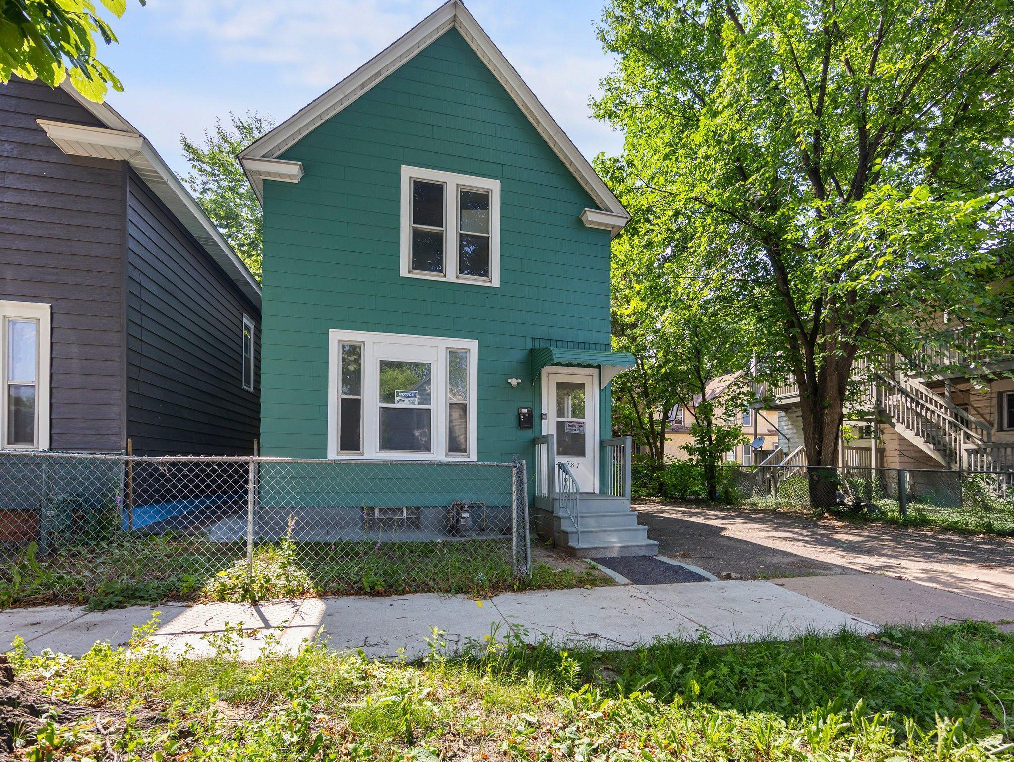 587 Elfelt Street