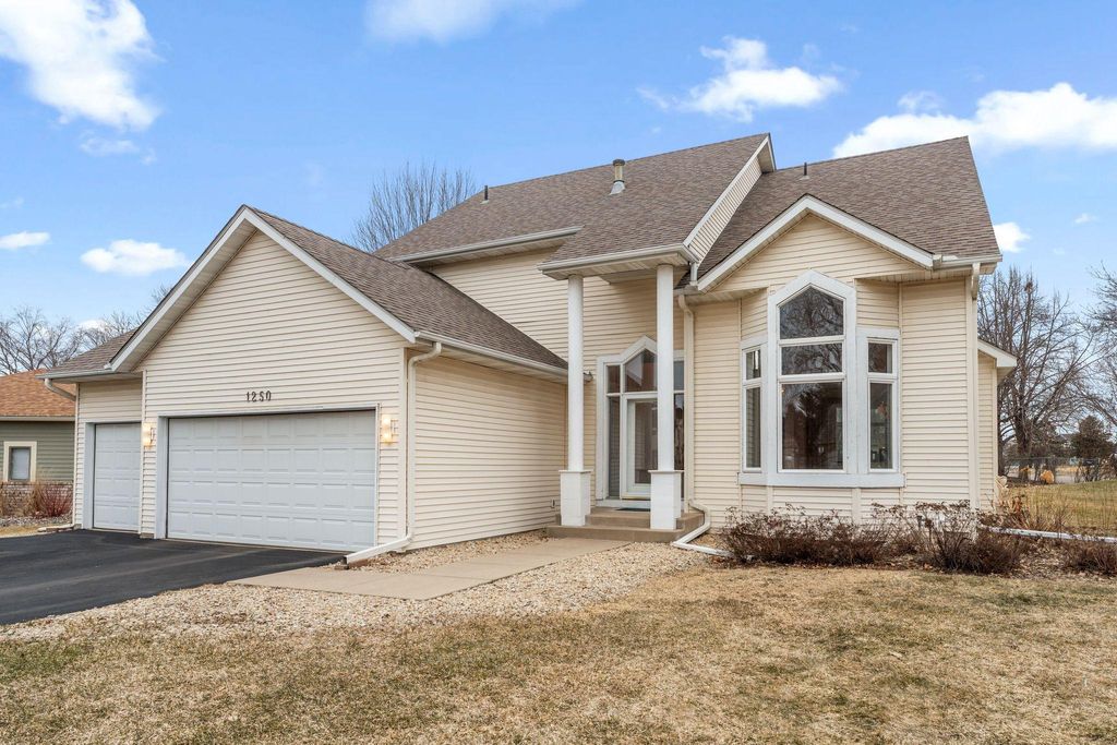 Photo of 1250 Amundson Court, Stillwater, MN 55082 (MLS # 7024006)