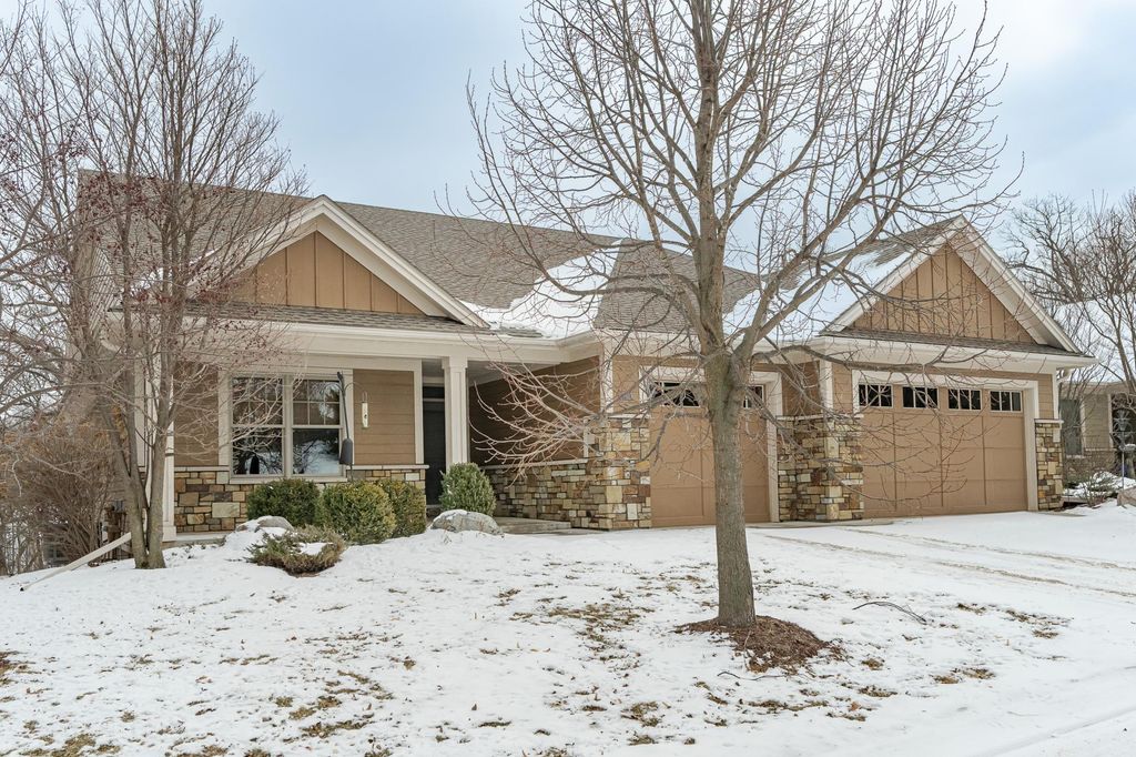 Photo of 848 Fox Valley Place SW, Rochester, MN 55902 (MLS # 6805951)