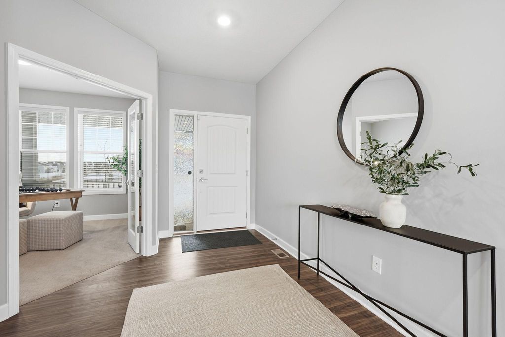 Photo of 975 Spancil Hill Way, Woodbury, MN 55129 (MLS # 7006161)