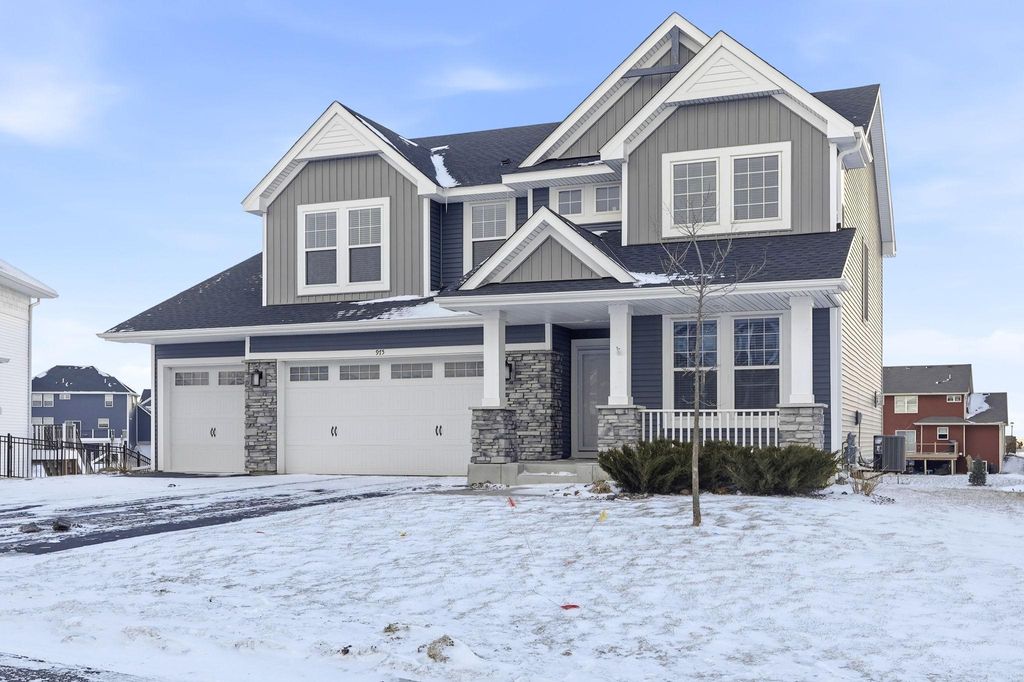 Photo of 975 Spancil Hill Way, Woodbury, MN 55129 (MLS # 7006161)