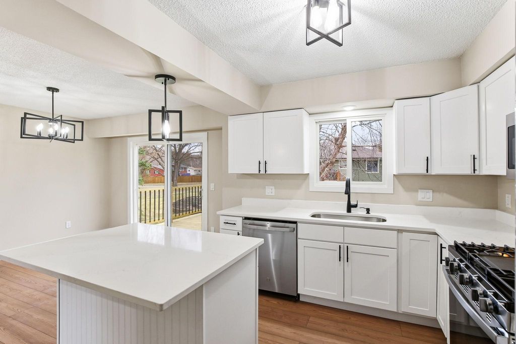 Photo of 2506 Terrace Drive, Burnsville, MN 55337 (MLS # 6822469)