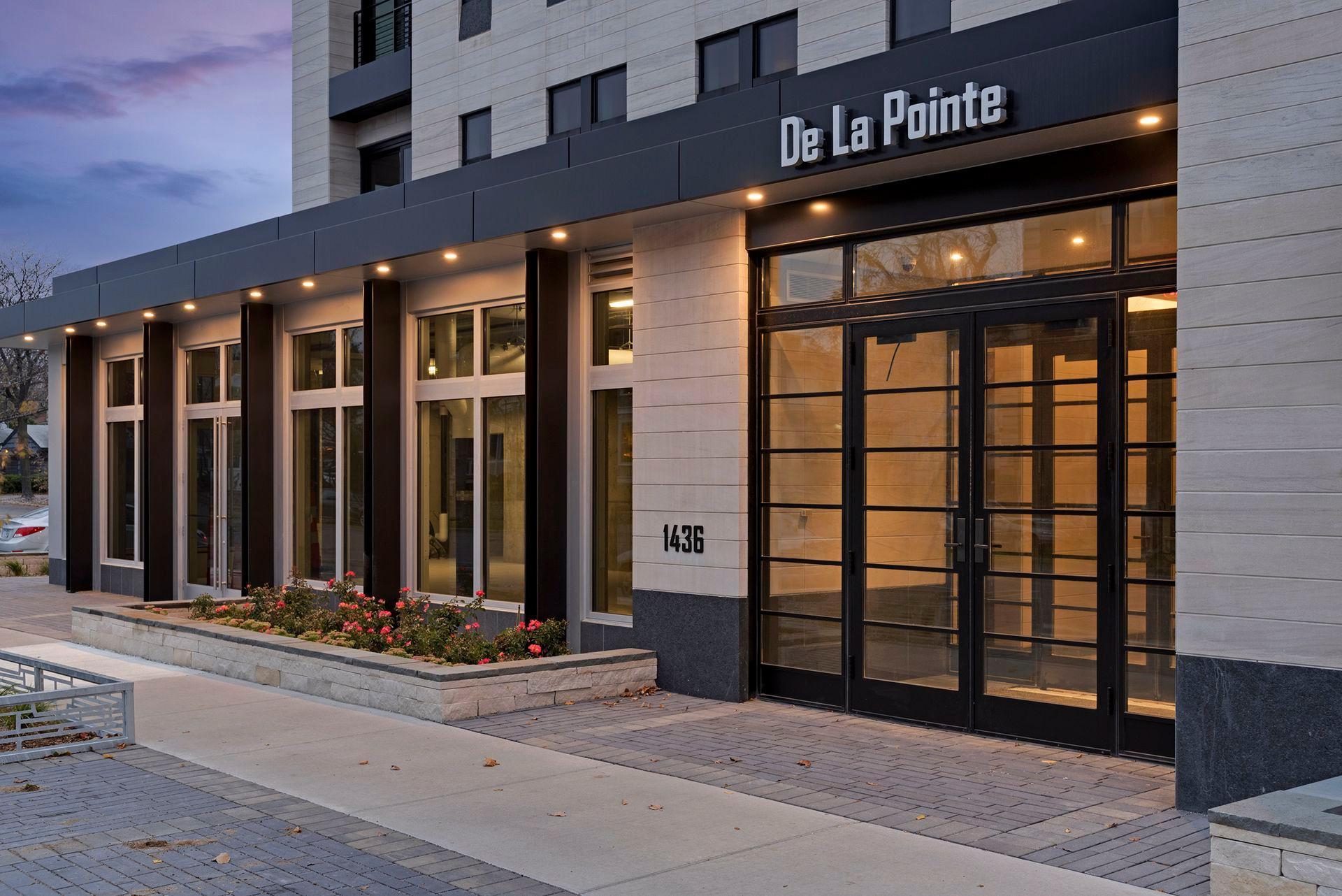 3041 Holmes Avenue S 402