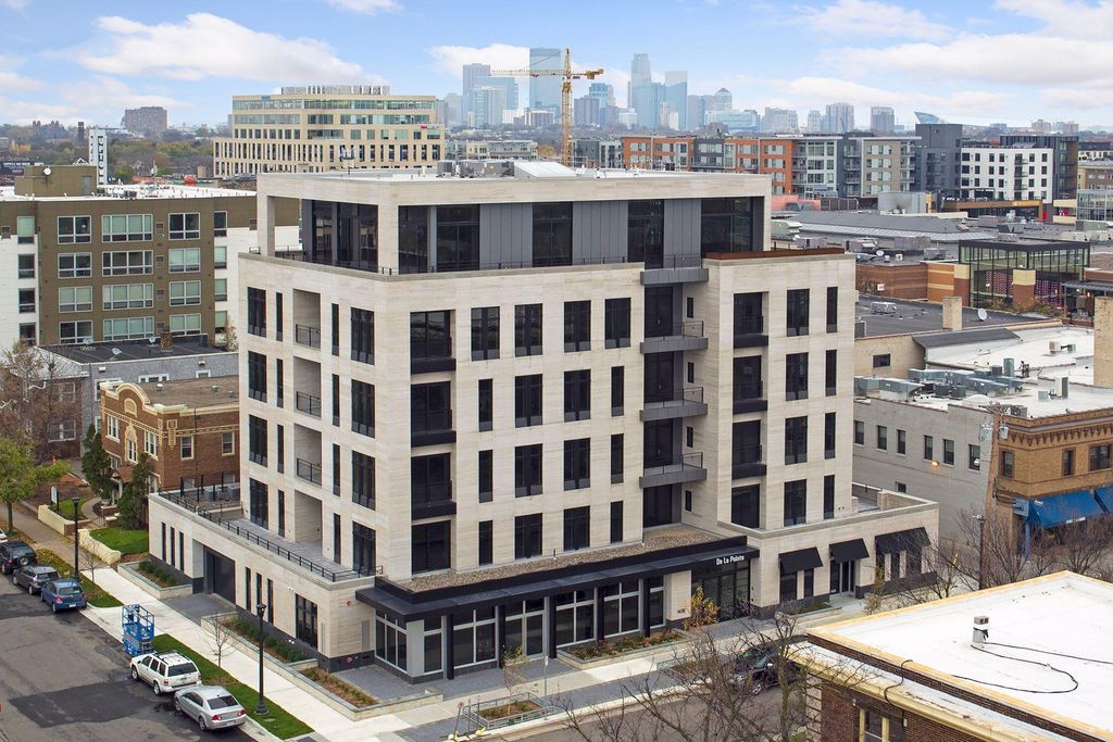 Photo of 3041 Holmes Avenue S #402, Minneapolis, MN 55408 (MLS # 7019953)