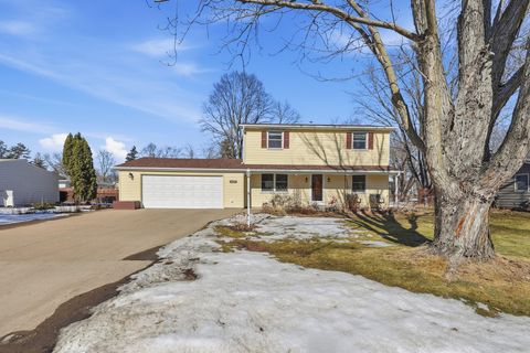 2277 Floral Drive White Bear Lake MN 55110