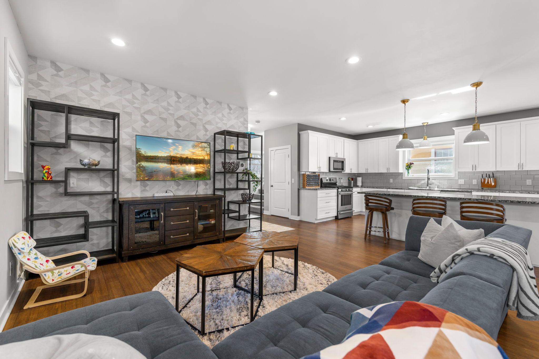 5040 Xerxes Avenue S