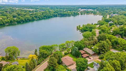 432 Mccarrons Boulevard S Roseville MN 55113