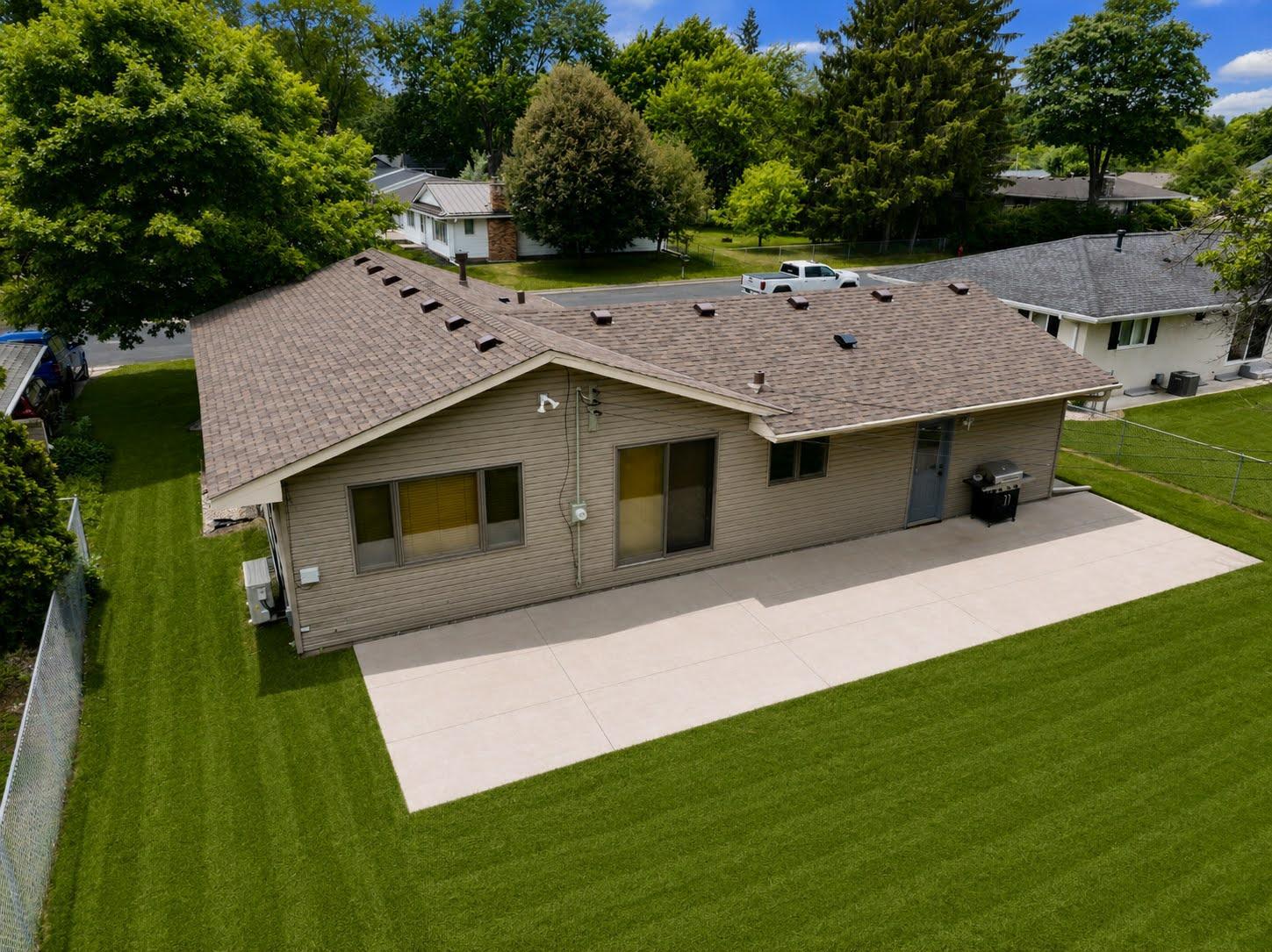 1381 Woodhill Drive