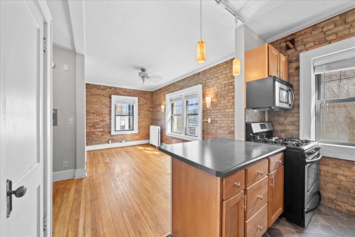 1901 Stevens Avenue 307