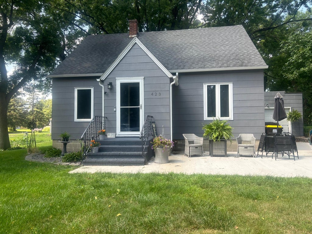 Photo of 423 10th Street S, Mountain Lake, MN 56159 (MLS # 7140888)