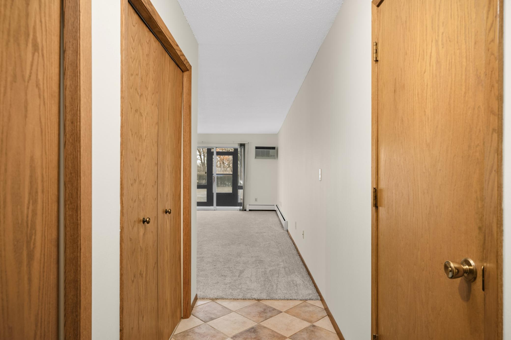 2710 Dale Street N B-116