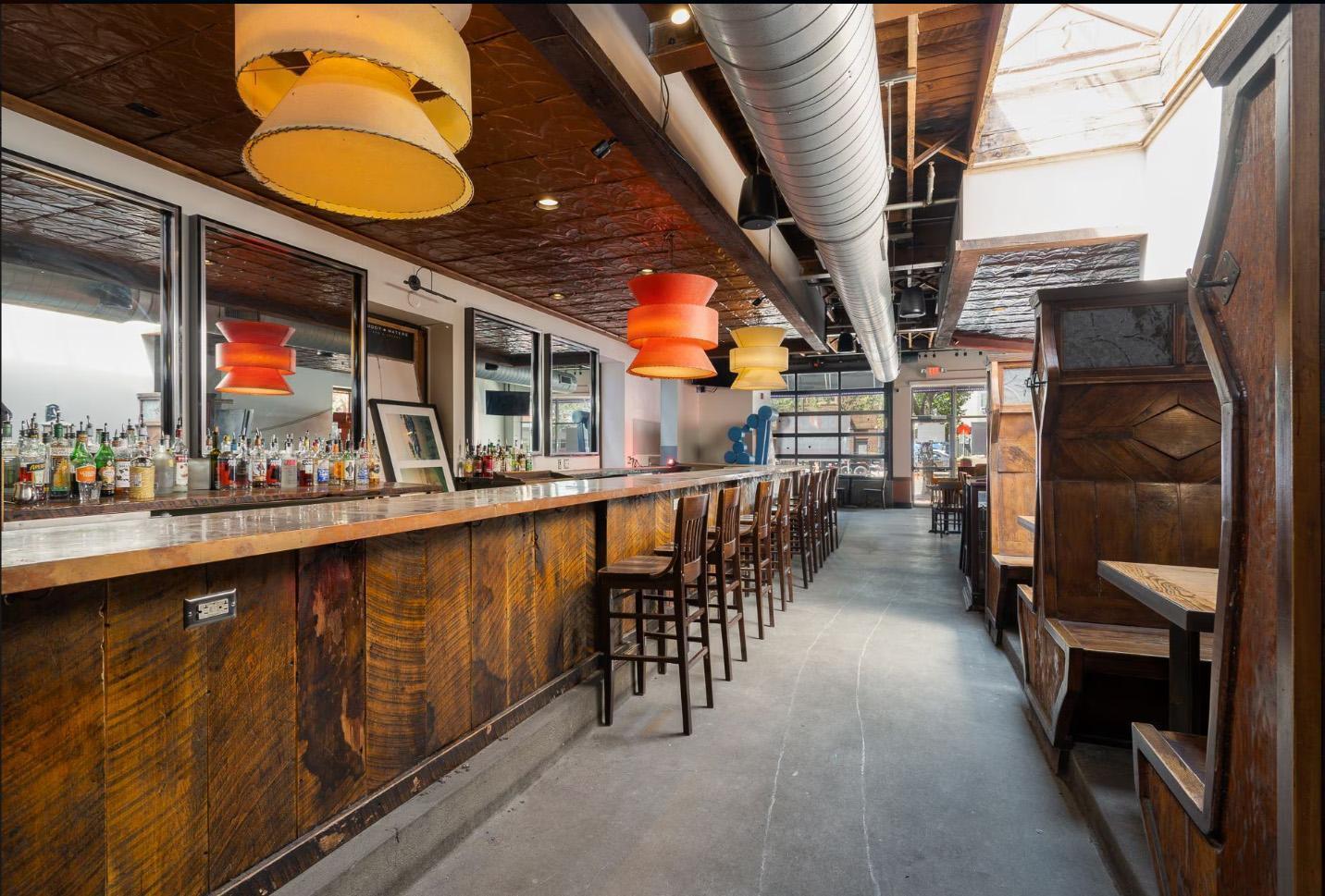 2933 Lyndale Avenue S