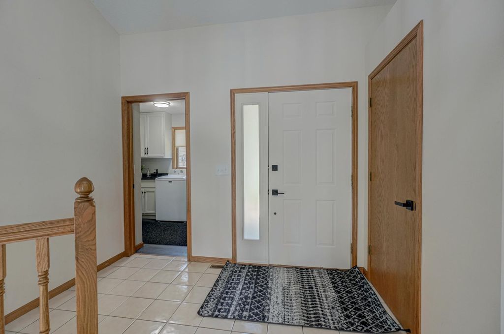 Photo of 1612 Golf View Drive, River Falls, WI 54022 (MLS # 7034354)