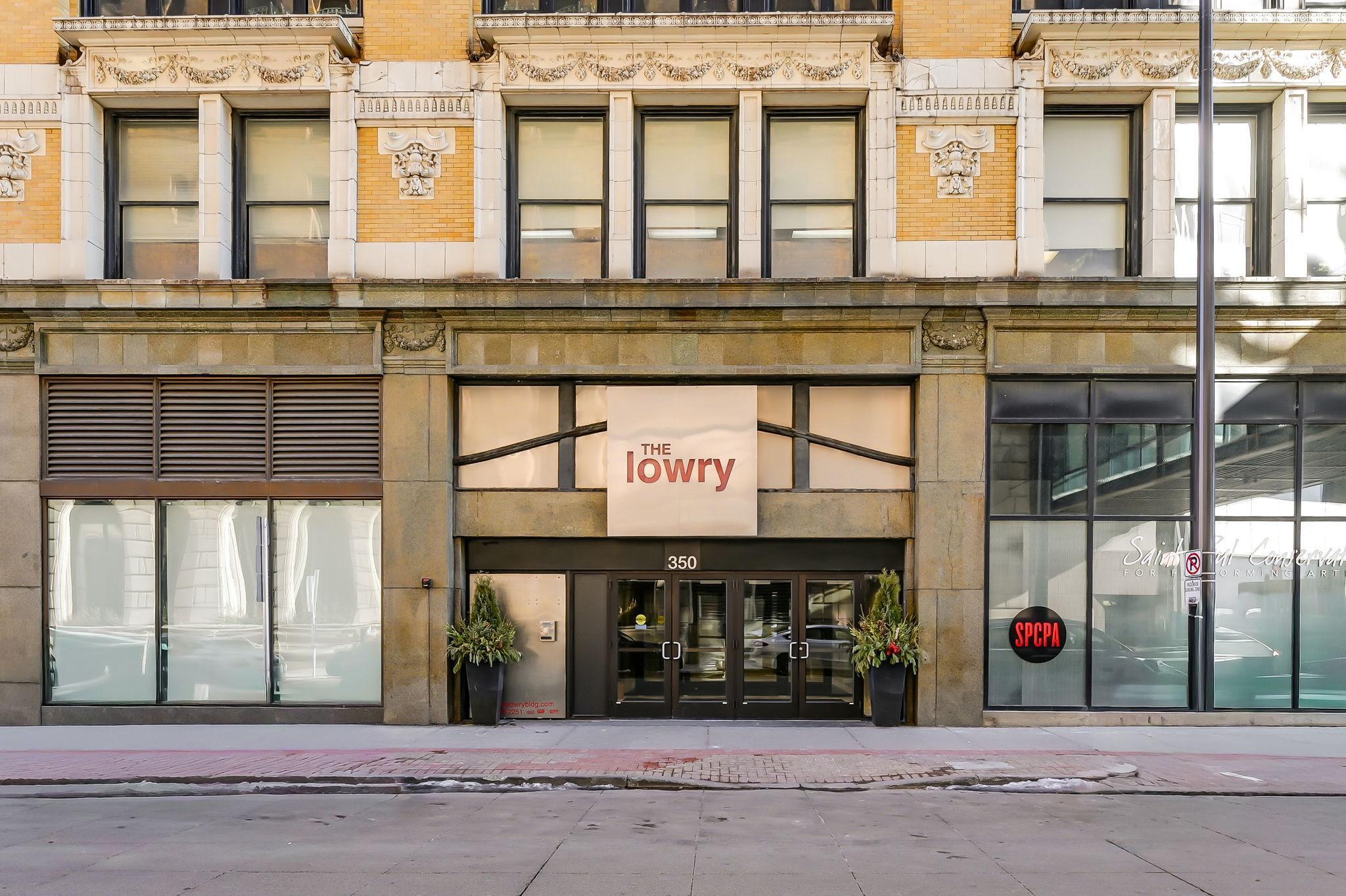 350 Saint Peter Street 909