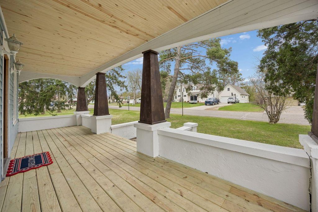 Photo of 114 E Elm Avenue, Upsala, MN 56384 (MLS # 7025300)