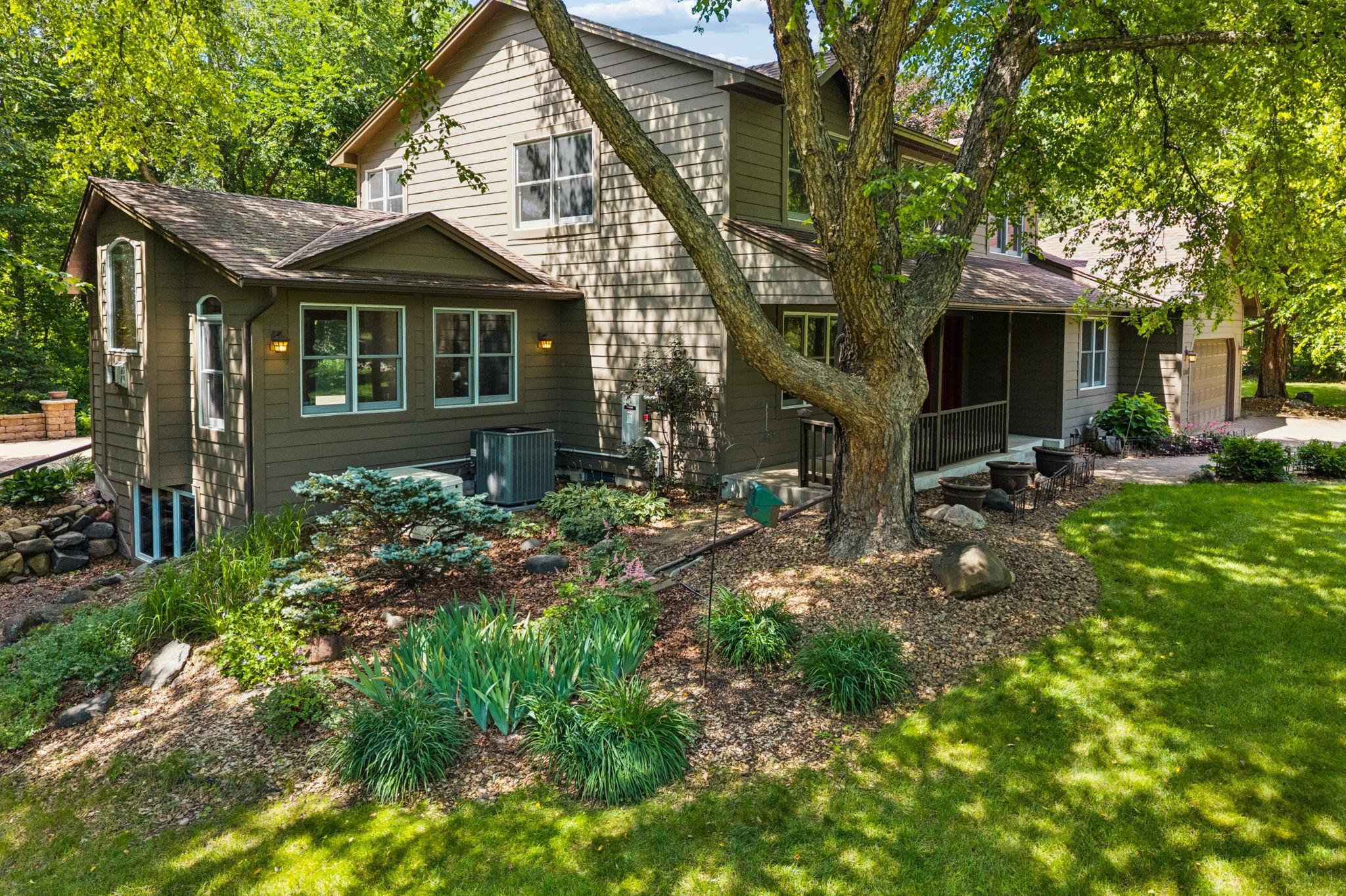 6306 Crackleberry Trail