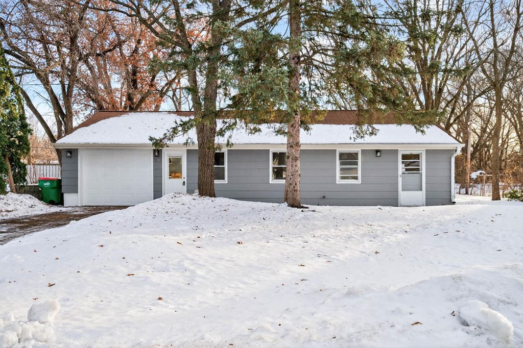 Photo of 300 106th Avenue NW, Coon Rapids, MN 55448 (MLS # 7003358)