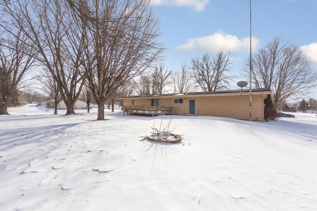 Photo of 821 North Street, Stewart, MN 55385 (MLS # 7024971)