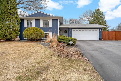 4048 Cinnabar Drive Eagan MN 55122