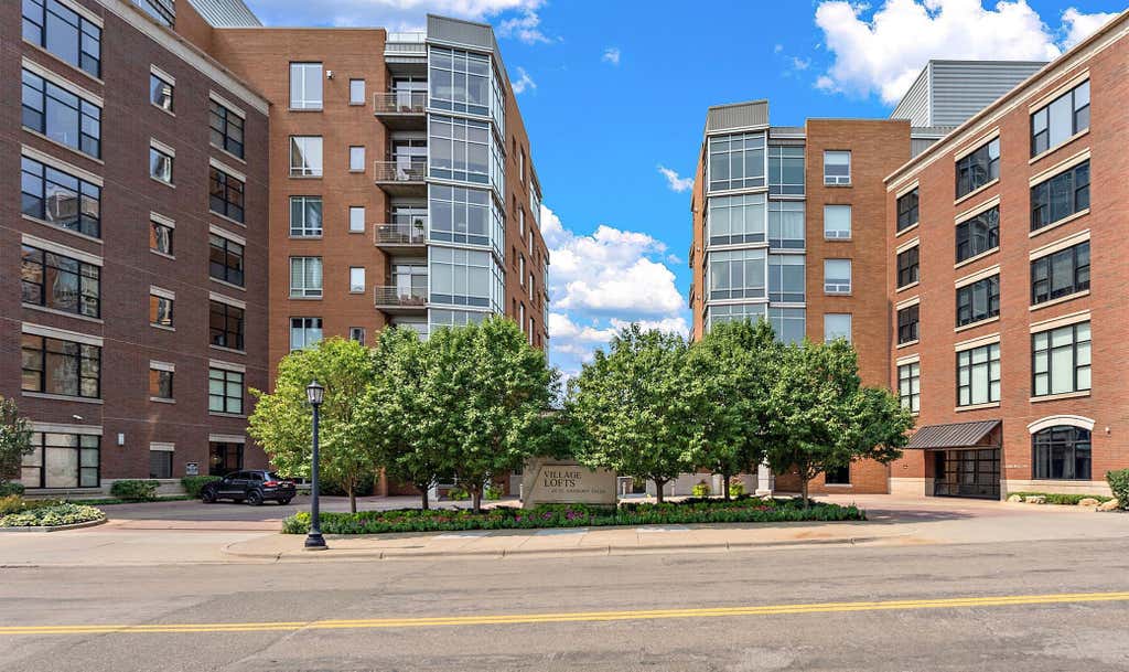 Photo of 150 2nd Street NE #B604, Minneapolis, MN 55413 (MLS # 7124583)