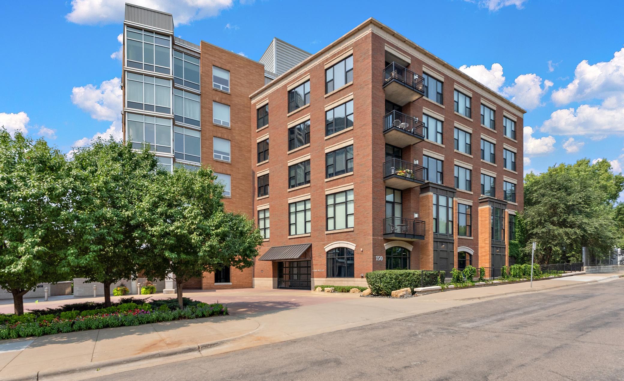 150 2nd Street NE B604