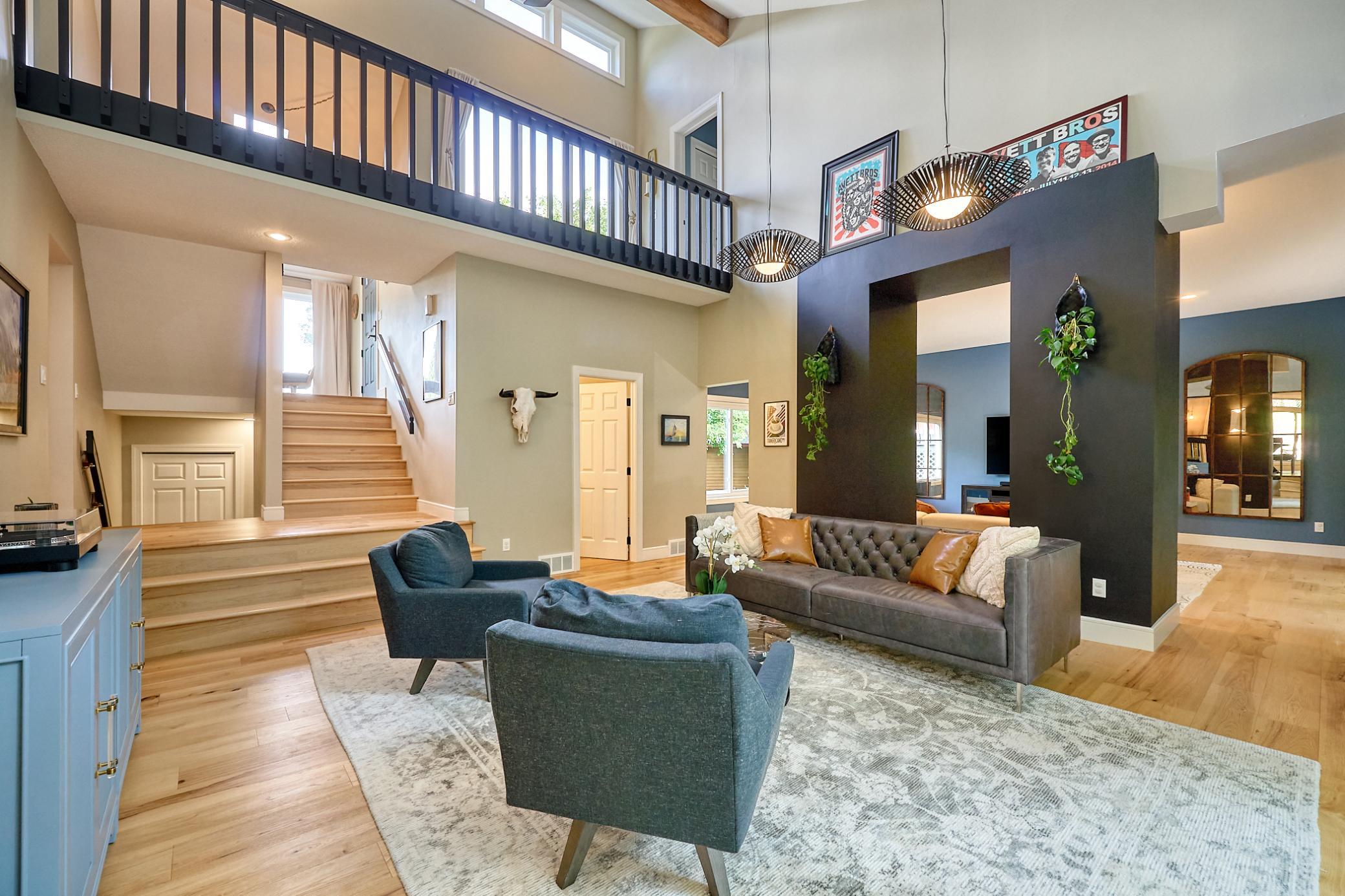 4774 Oak Way