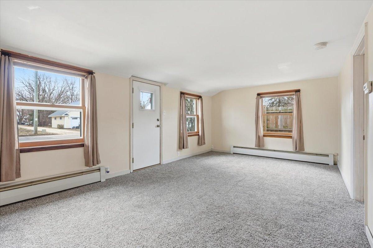 735 N Montana Avenue