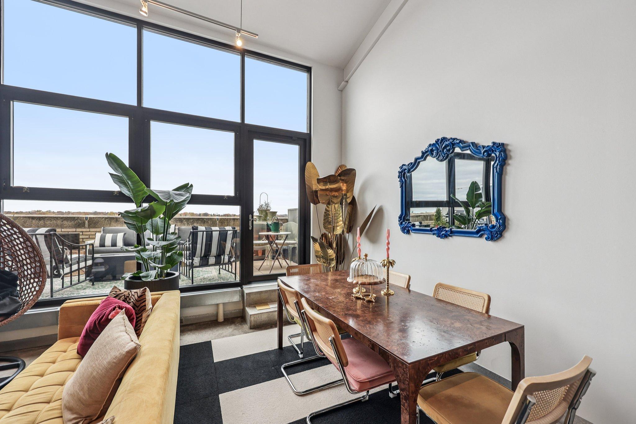 730 Stinson Boulevard 516