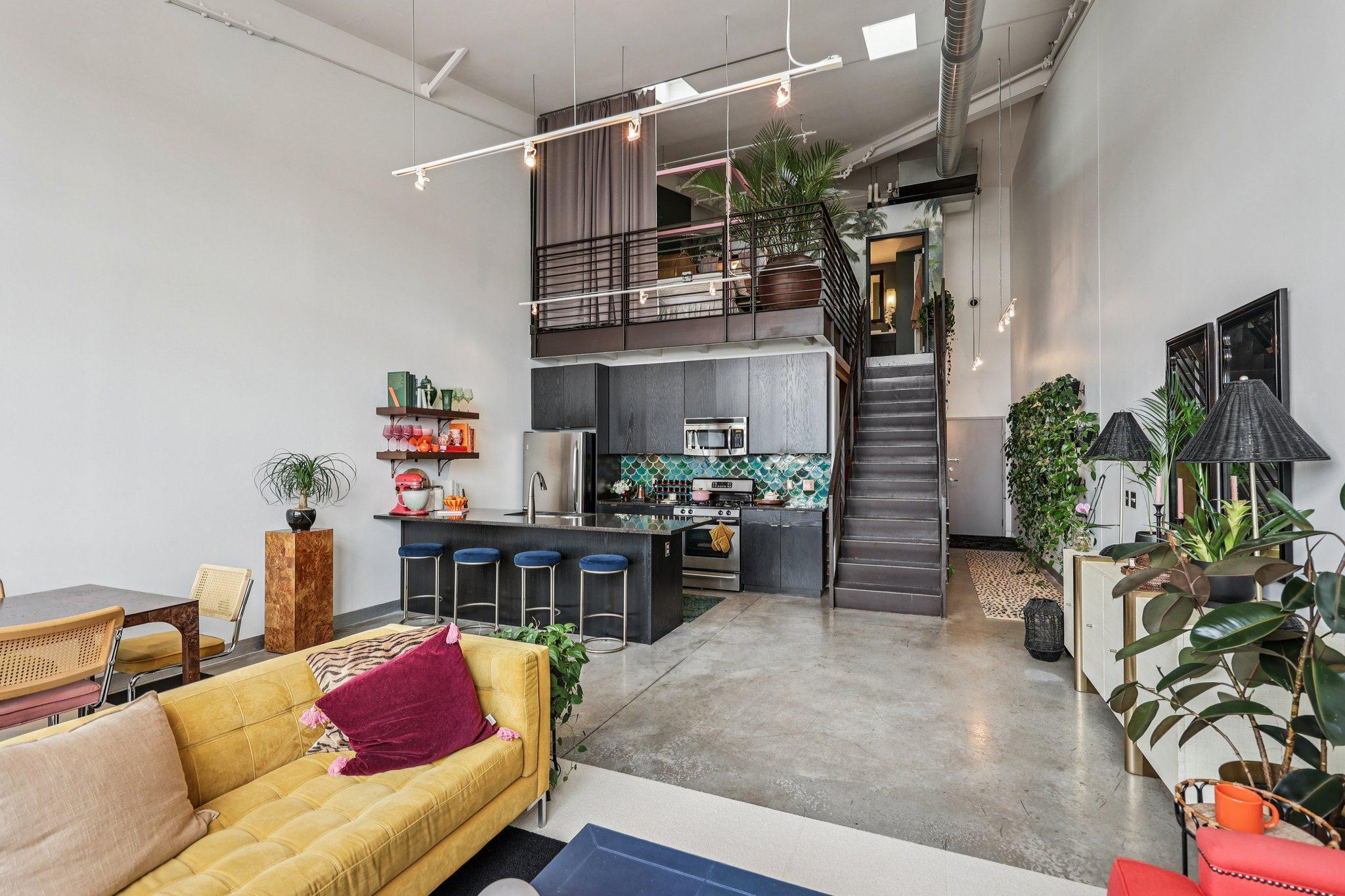 730 Stinson Boulevard 516