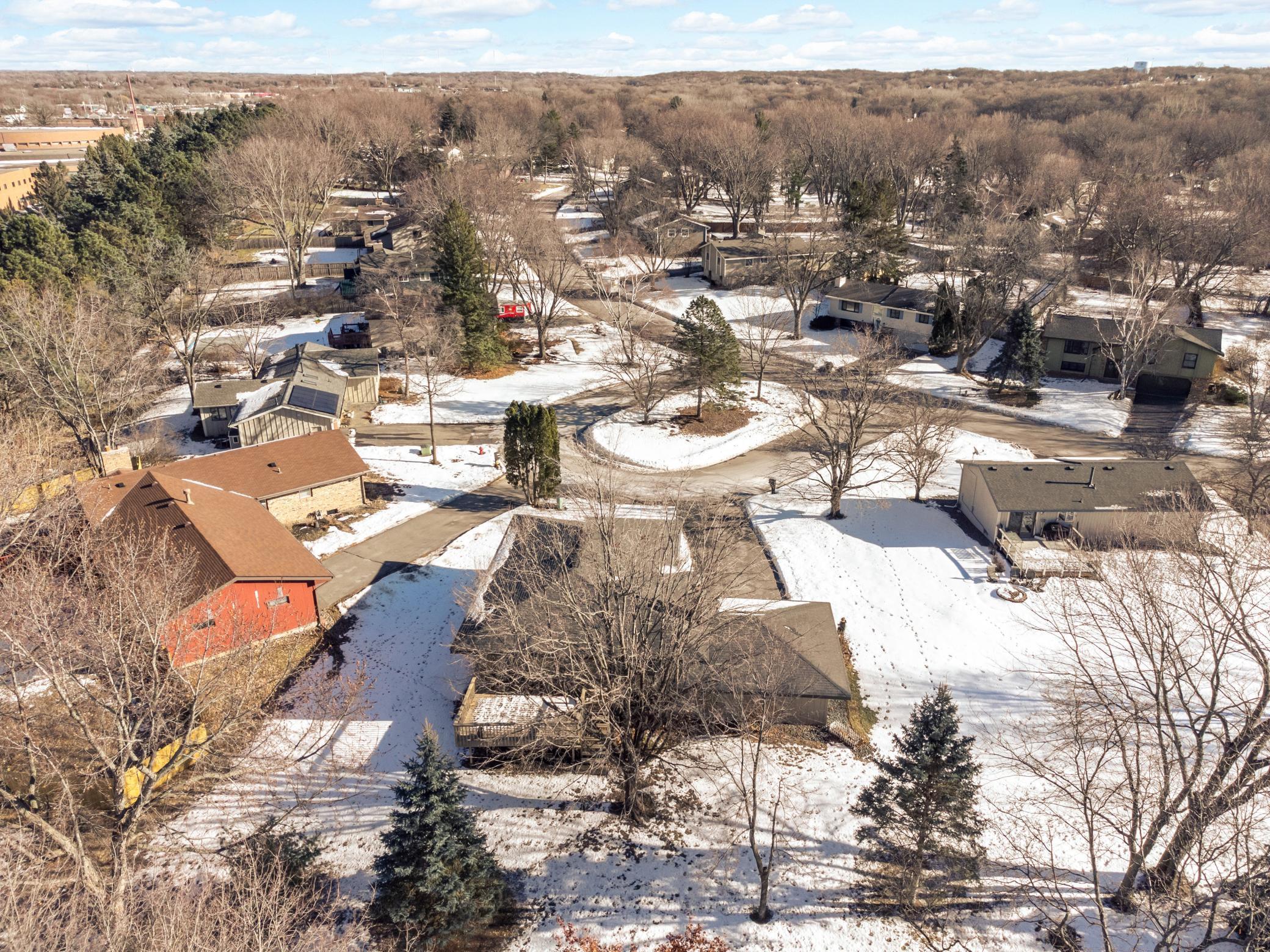 3108 Red Oak Circle N