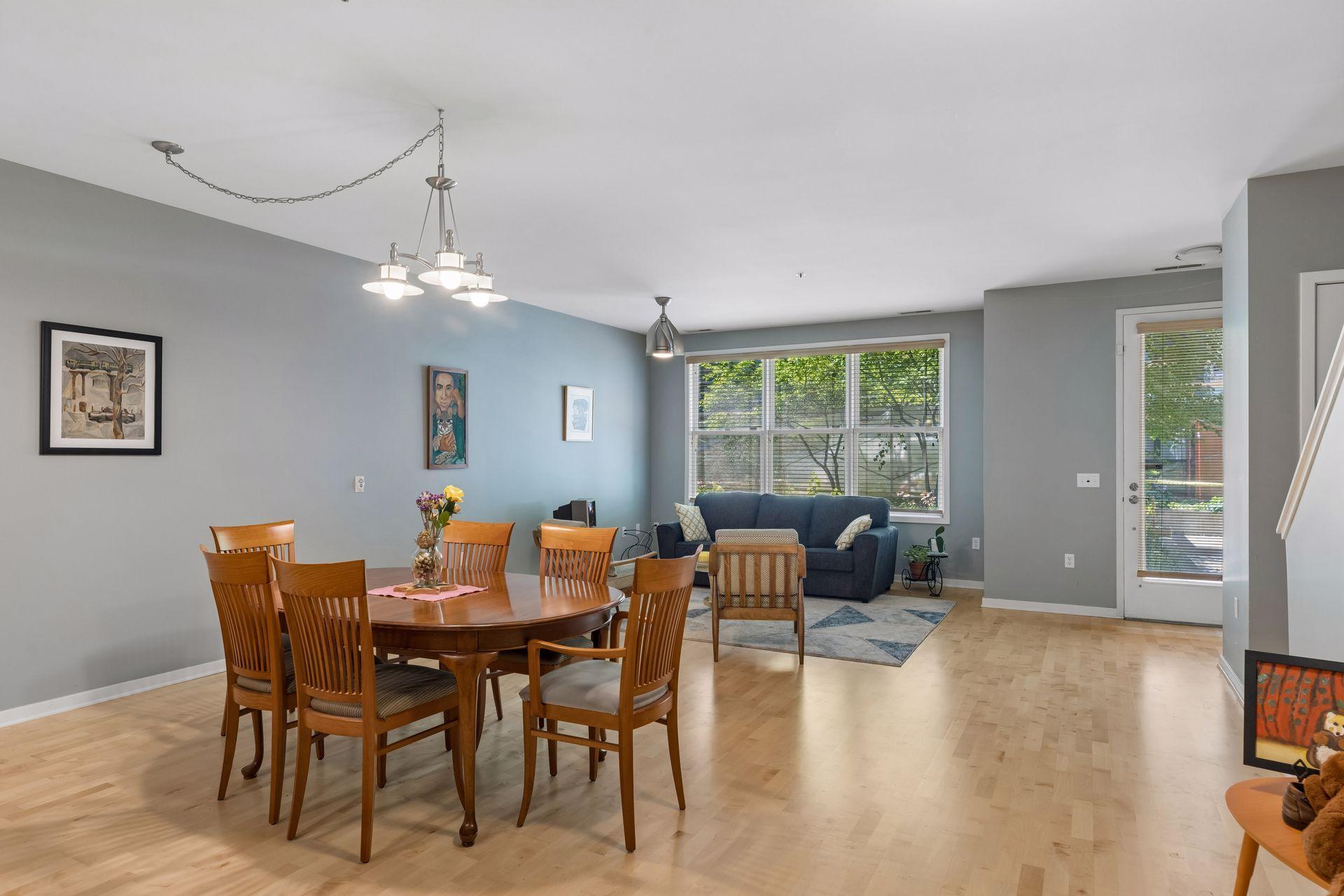 209 8th Street E 109