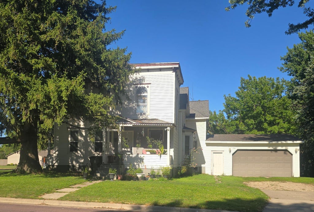 Photo of 516 11th Street N, Mountain Lake, MN 56159 (MLS # 7116237)