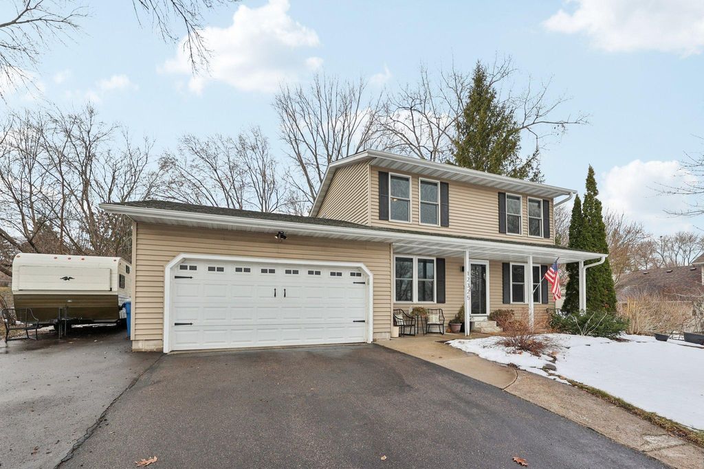 Photo of 12325 49th Avenue N, Plymouth, MN 55442 (MLS # 7021768)