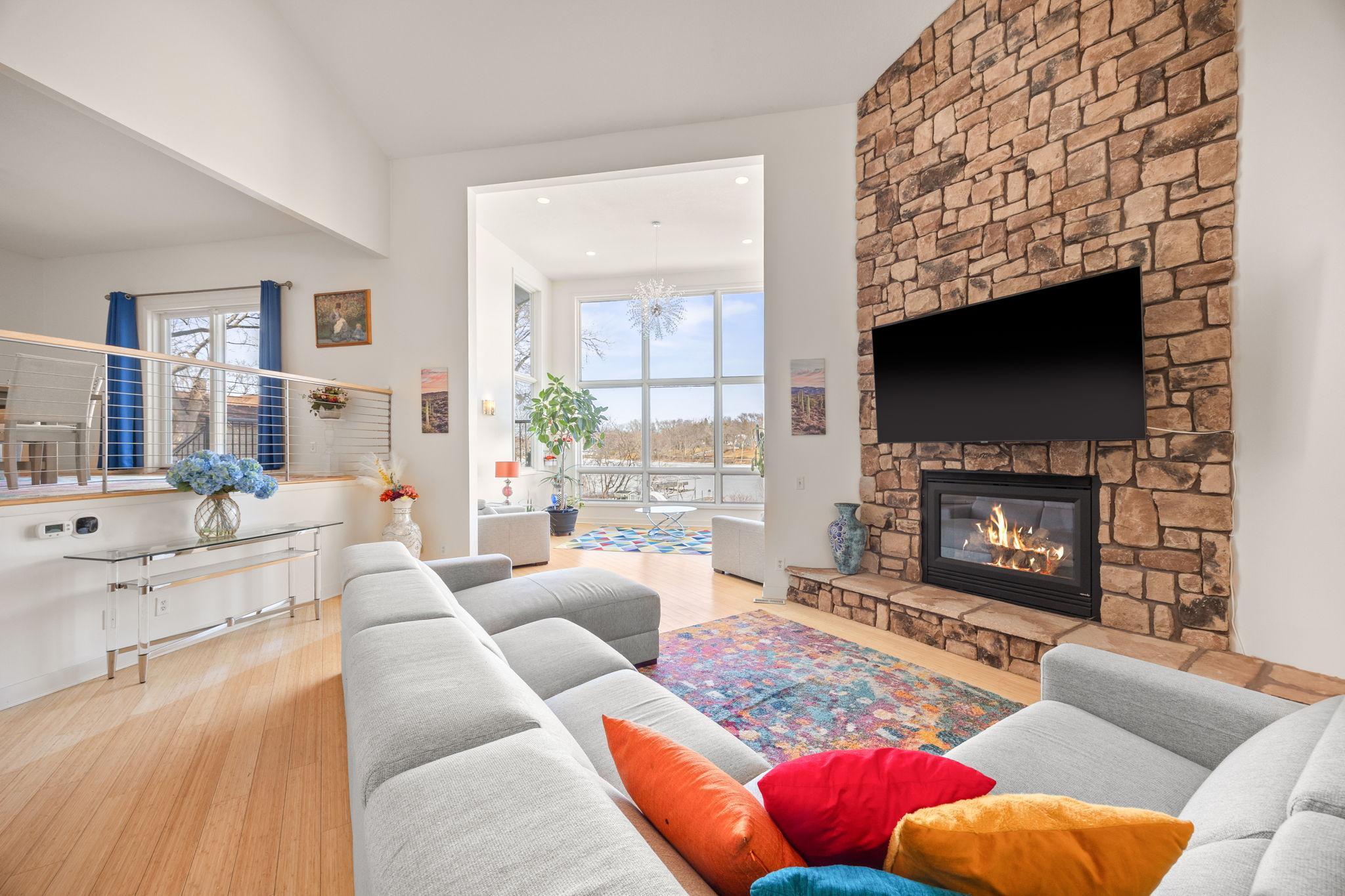 Little Canada, Minnesota, 55117, United States, 5 Bedrooms Bedrooms, ,4 BathroomsBathrooms,Residential,Active,2032077