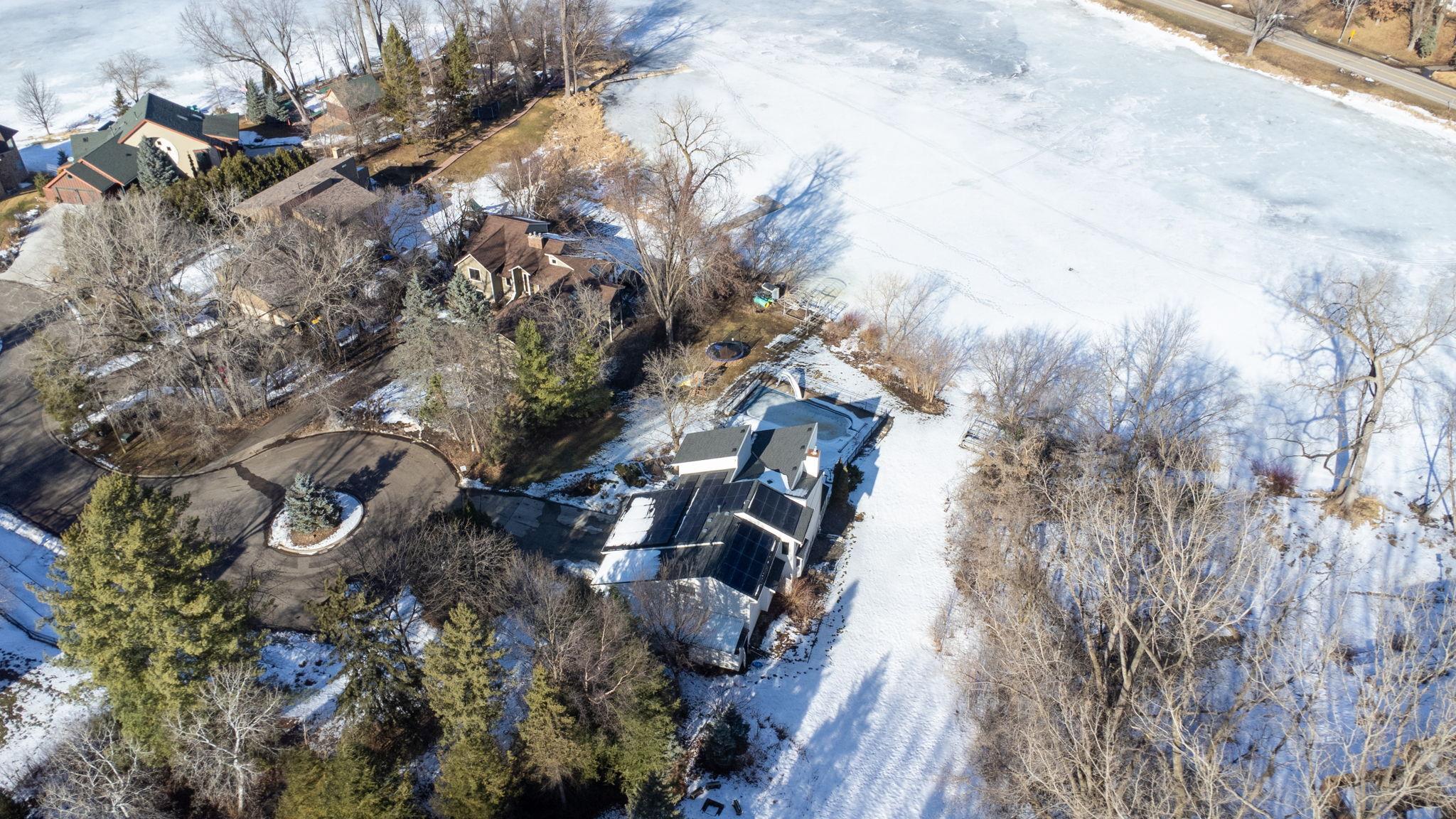Little Canada, Minnesota, 55117, United States, 5 Bedrooms Bedrooms, ,4 BathroomsBathrooms,Residential,Active,2032077