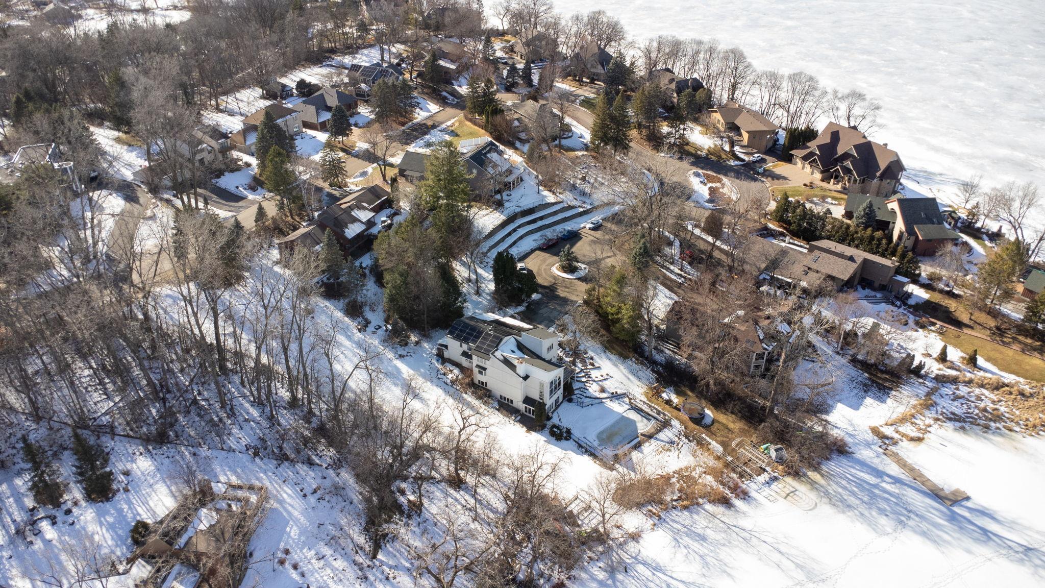 Little Canada, Minnesota, 55117, United States, 5 Bedrooms Bedrooms, ,4 BathroomsBathrooms,Residential,Active,2032077