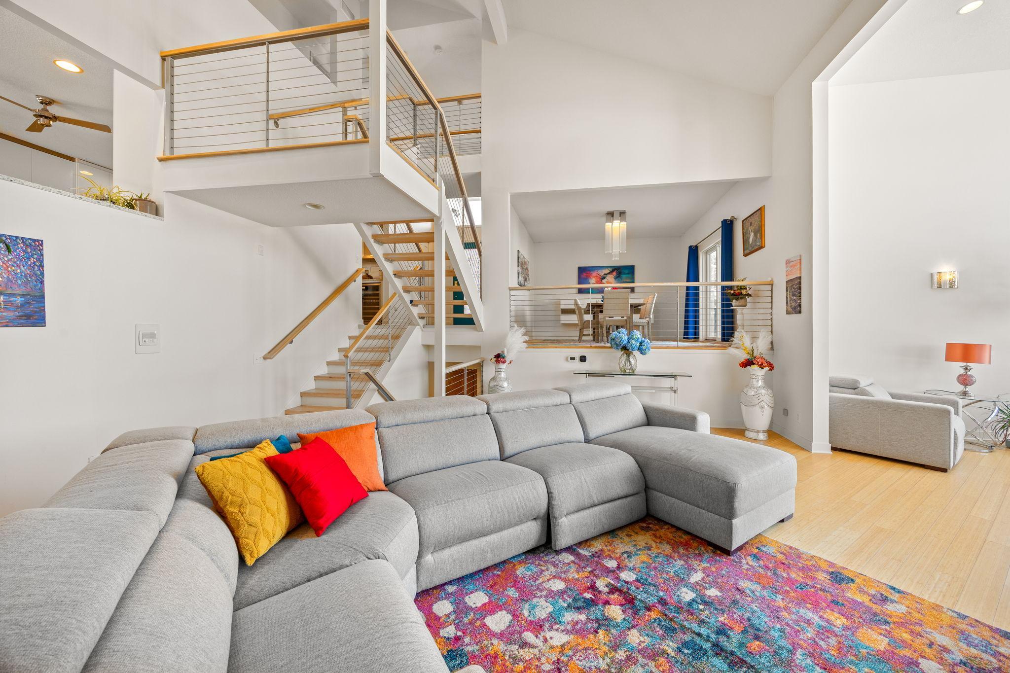 Little Canada, Minnesota, 55117, United States, 5 Bedrooms Bedrooms, ,4 BathroomsBathrooms,Residential,Active,2032077