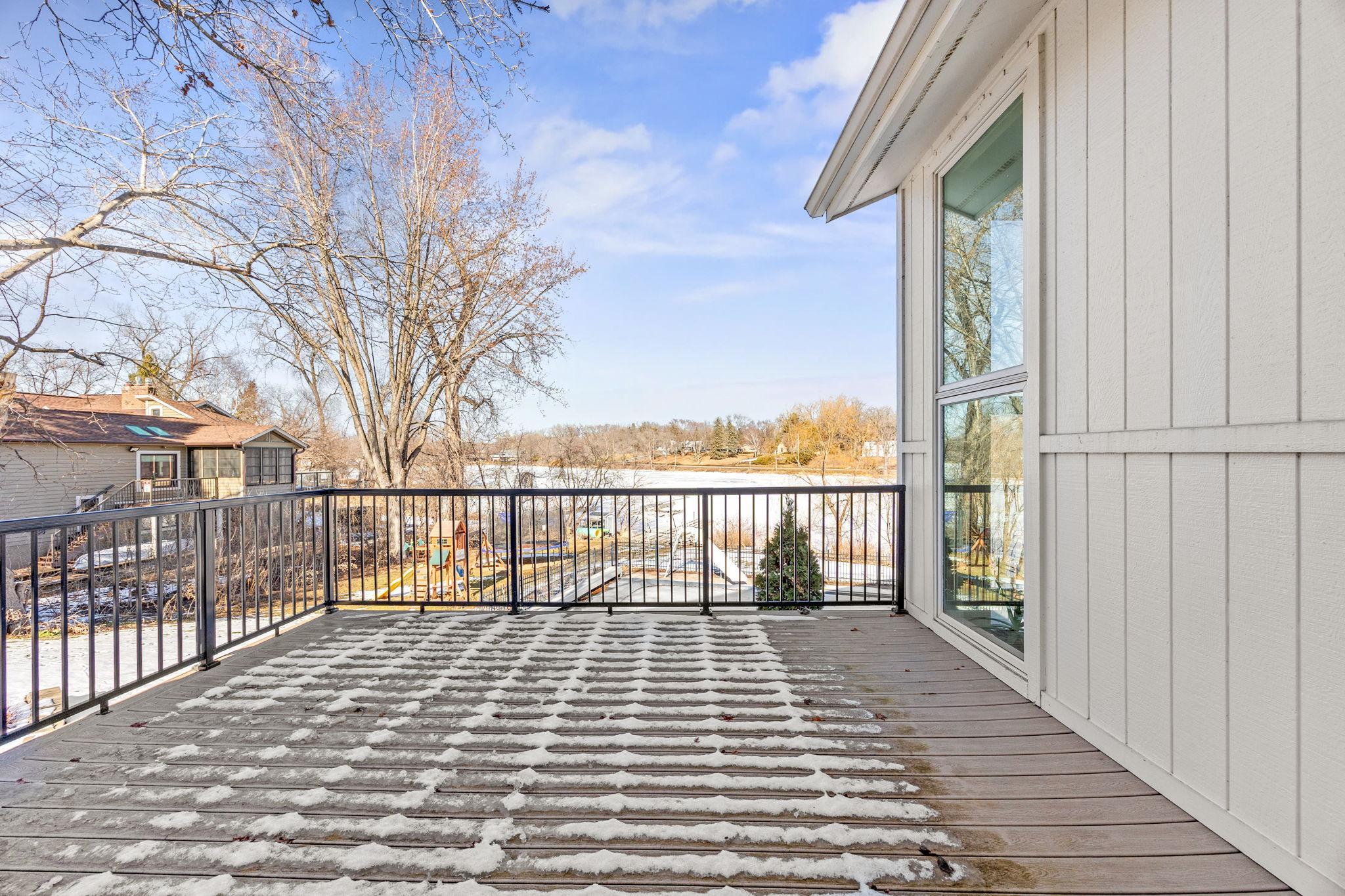 Little Canada, Minnesota, 55117, United States, 5 Bedrooms Bedrooms, ,4 BathroomsBathrooms,Residential,Active,2032077