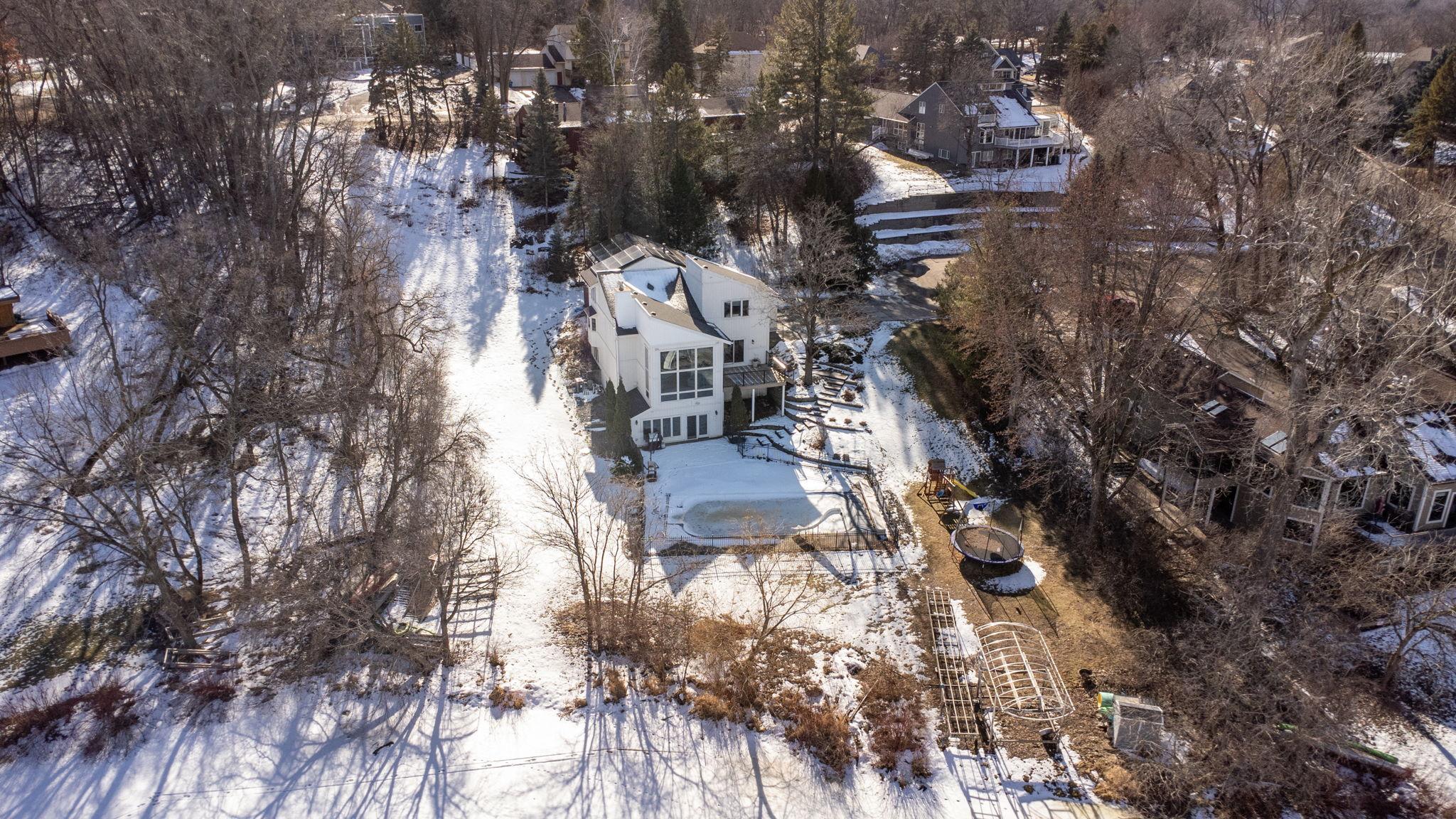 Little Canada, Minnesota, 55117, United States, 5 Bedrooms Bedrooms, ,4 BathroomsBathrooms,Residential,Active,2032077