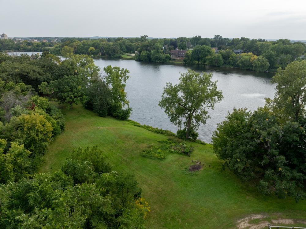 1360 Lone Oak Road