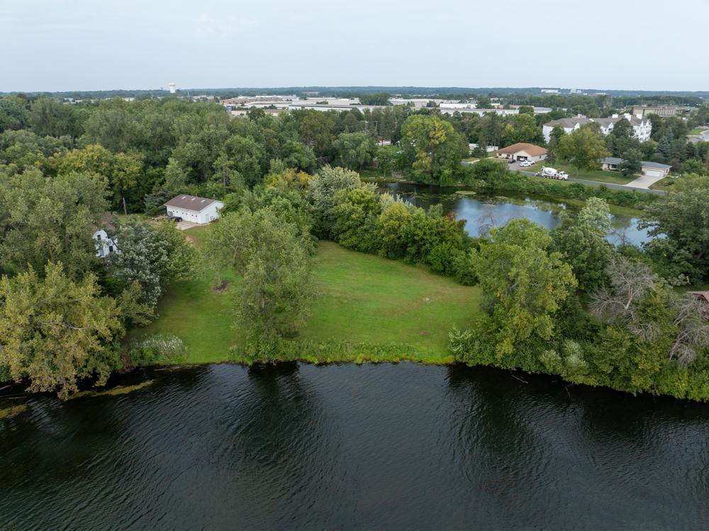 1360 Lone Oak Road
