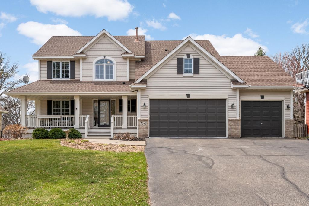 Photo of 7040 Isleton Avenue S, Cottage Grove, MN 55016 (MLS # 7051668)