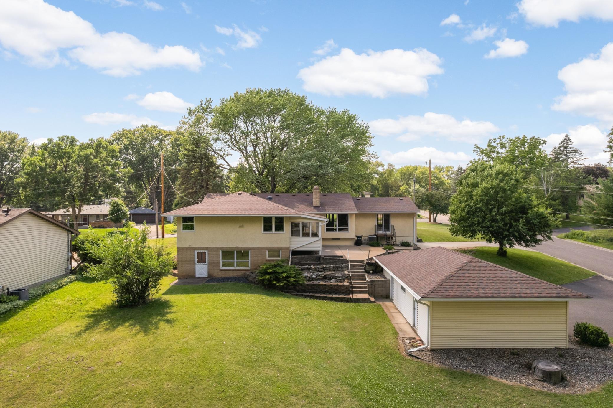 2878 Meadowlark Lane