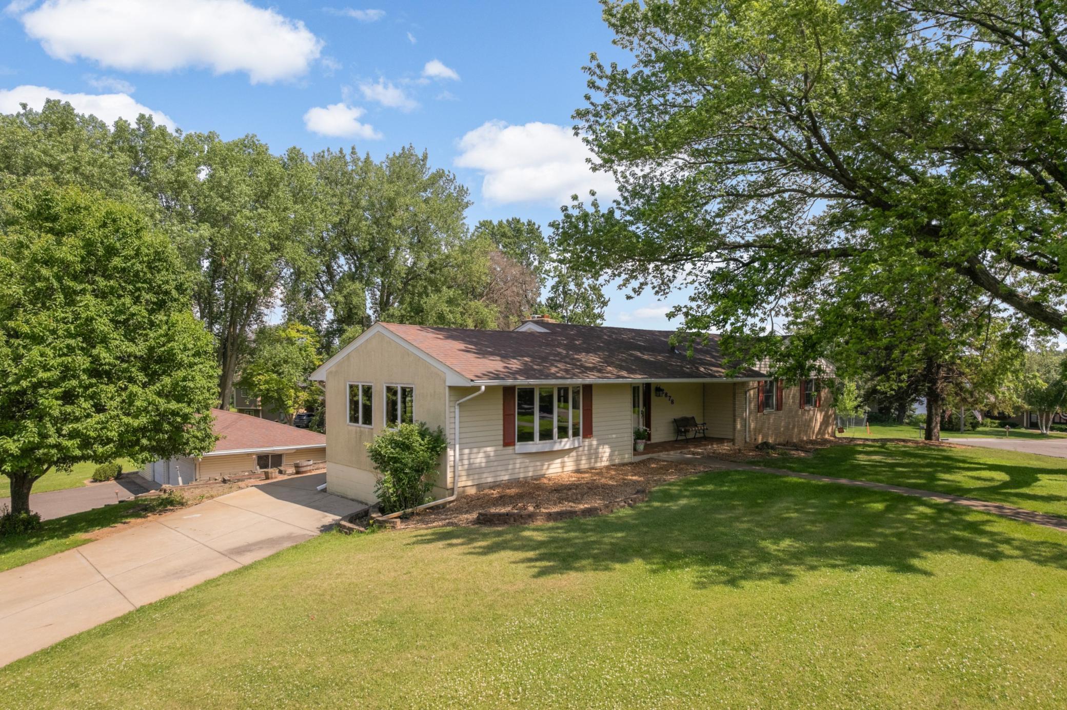 2878 Meadowlark Lane