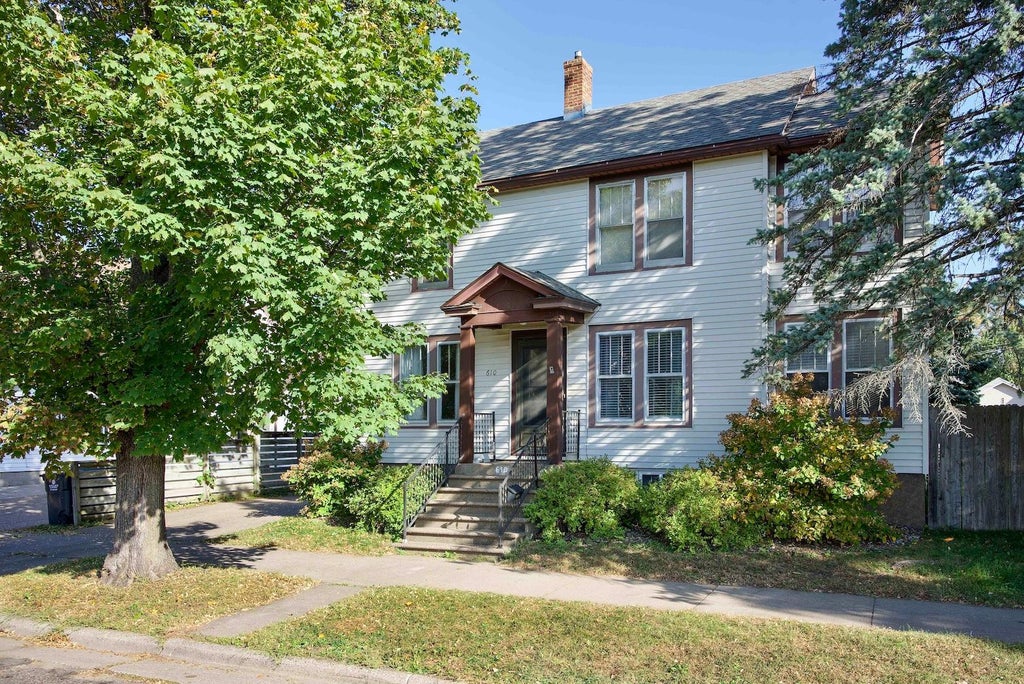 Photo of 610 W Belleview Street, Winona, MN 55987 (MLS # 7159224)