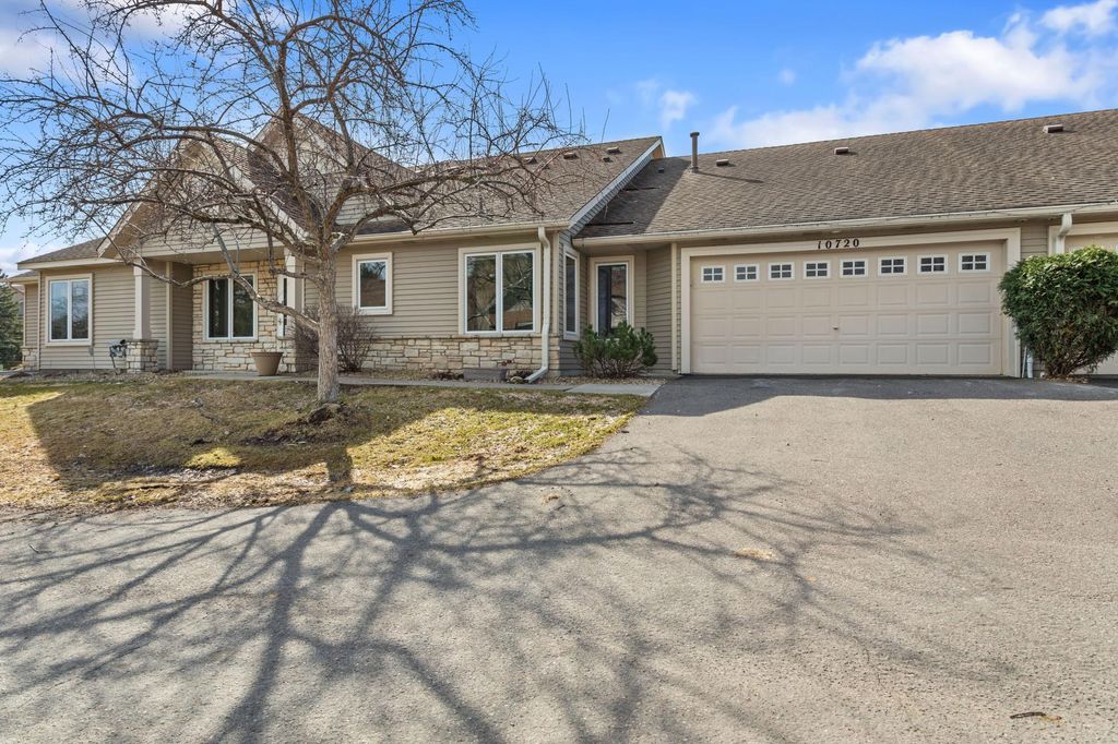 Photo of 10720 57th Place N #1, Plymouth, MN 55442 (MLS # 7043366)