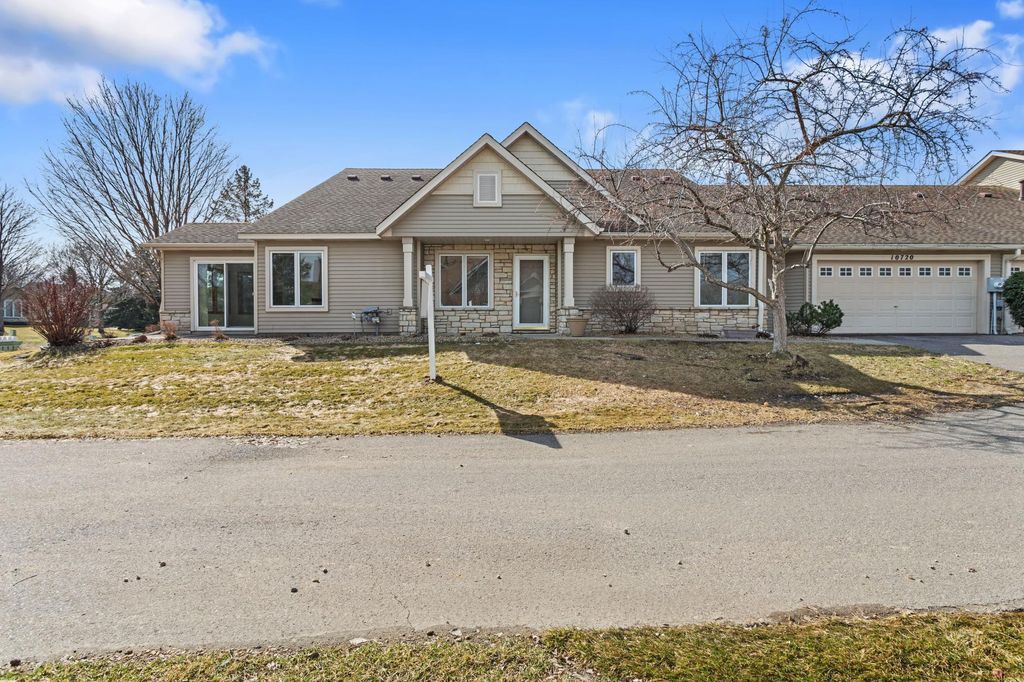 Photo of 10720 57th Place N #1, Plymouth, MN 55442 (MLS # 7043366)